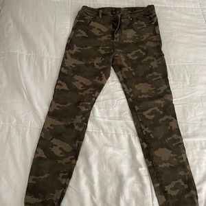 Army print jeans